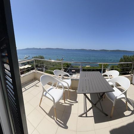 Apartments Pisacic บาร์บินเย ภายนอก รูปภาพ
